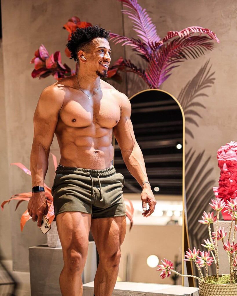 shawn Raymond bodybuilder age